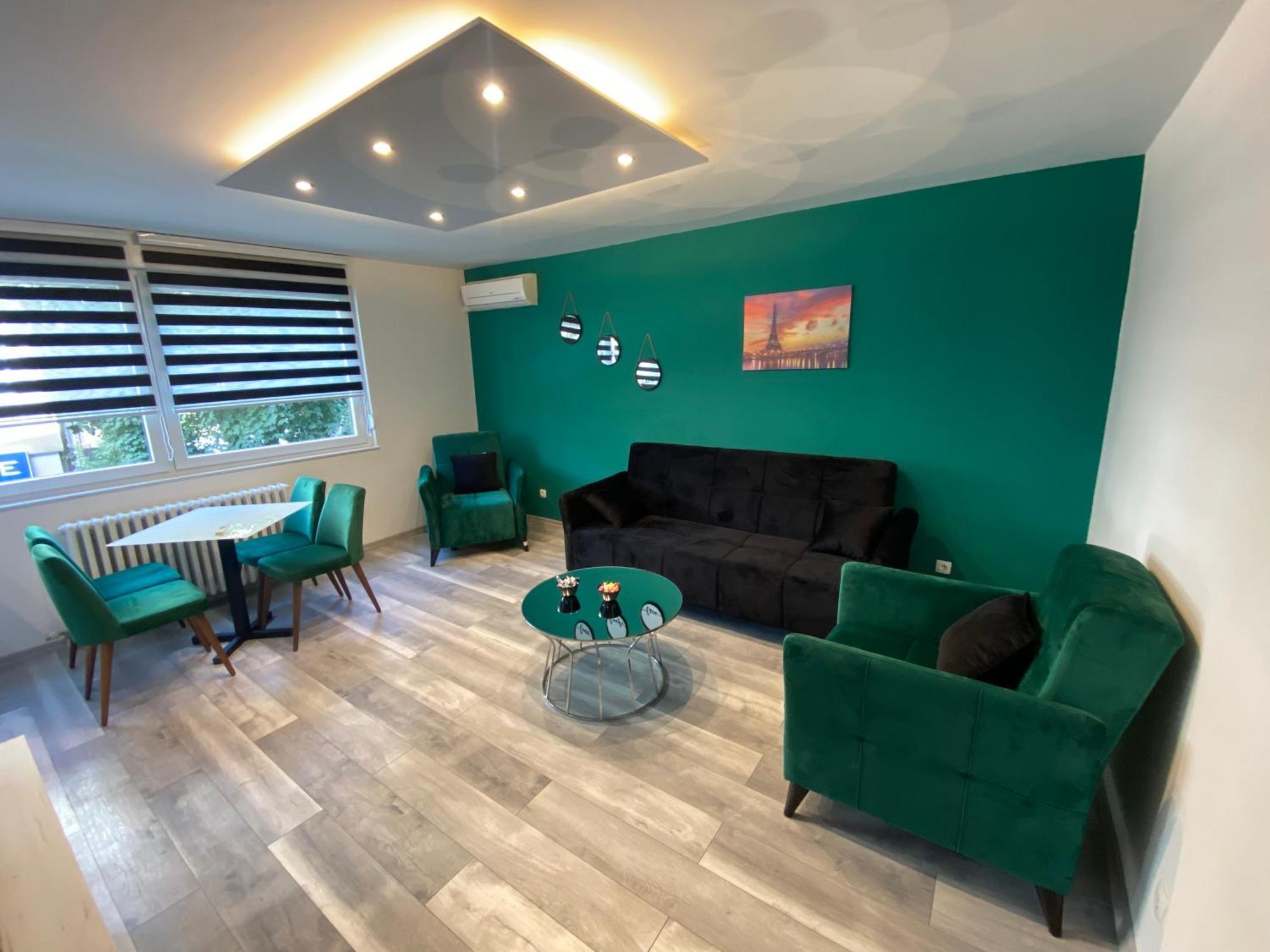 Apartman Omar Stan Na Dan Besplatan Parking SJJ Exteriér fotografie